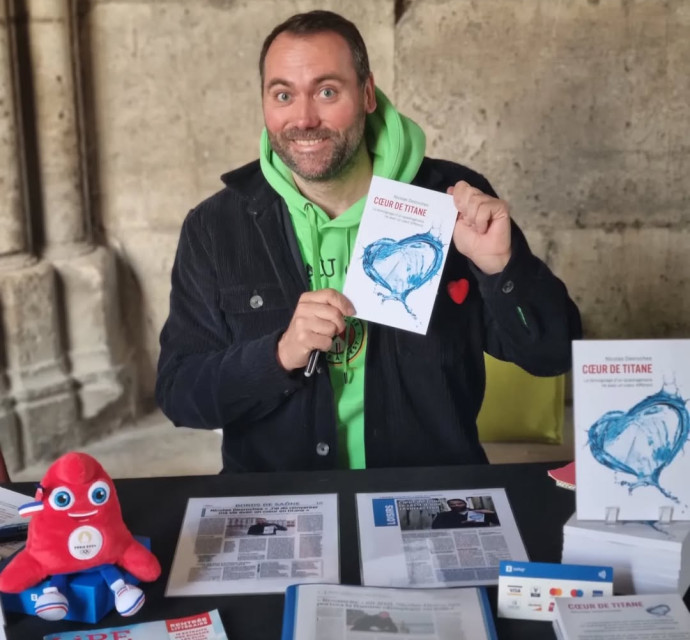 Nicolas et son livre Coeur de Titane